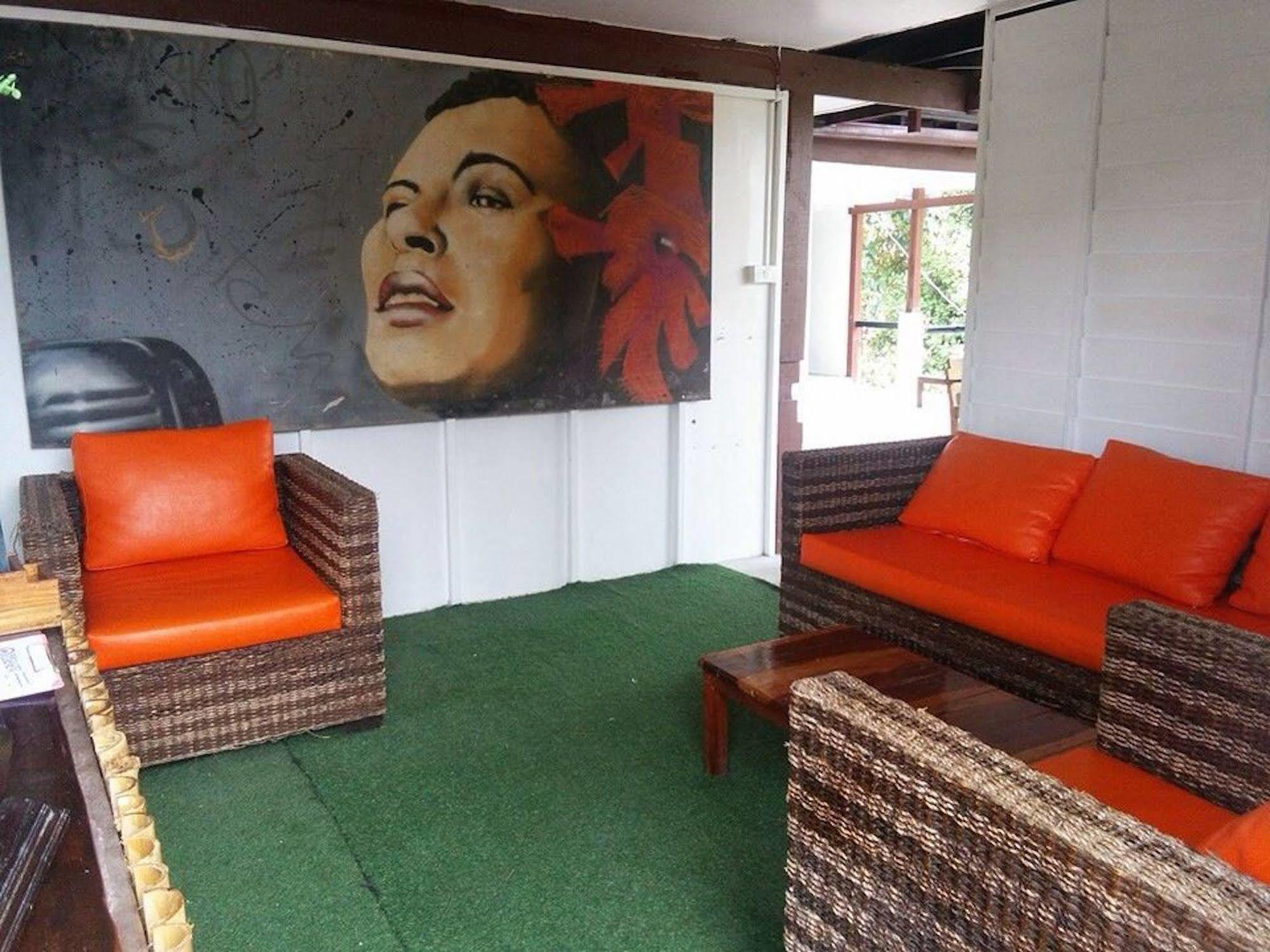 Moov Inn Garden Hostel Koh Tao Exterior photo