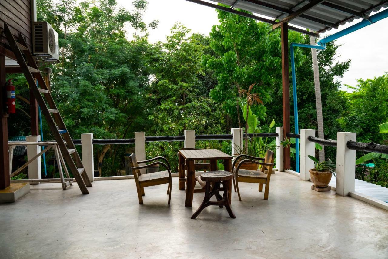 Moov Inn Garden Hostel Koh Tao Exterior photo